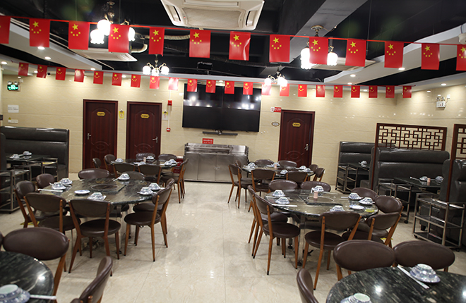 餐厅大堂大餐台2